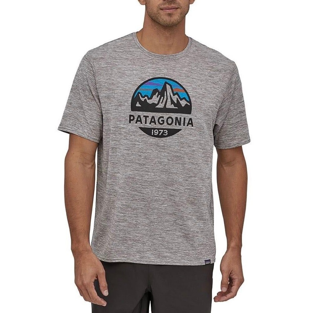 Patagonia Men’s Capilene Cool Daily Graphic Shirt ’73 Skyline Feather Grey Short